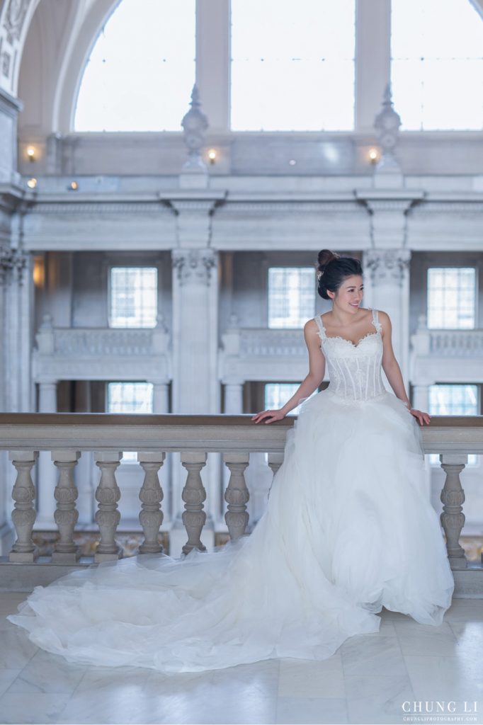 san-francisco-city-hall-prewedding-wedding-photographer