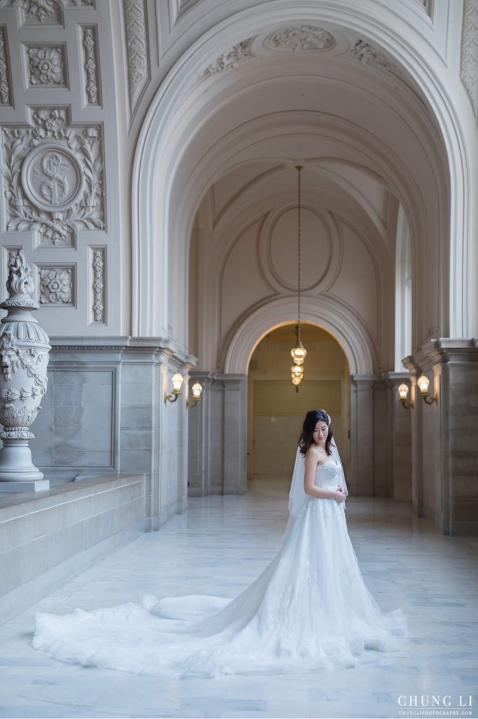 san-francisco-city-hall-prewedding-wedding-photographer